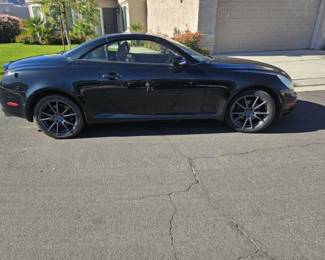 2002 Lexus 157k miles
Convertible top needs mechanism repair.
Asking 7700.0