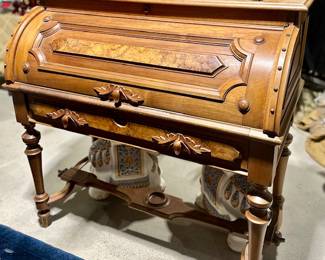 1800s Cylinder Desk Nice condition !