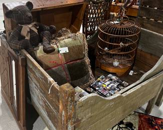 Swedish Expandable Bed Primitive/ shown at smallest size