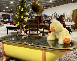 Rub a dub dub ….Coffee Table w/authentic Tub…Oregon Duck Fans ?