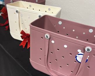 Wow ! Brand New Popular BOGGS Bags are in / New Colors & New In for this Sale