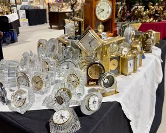 Small Clocks crystal plus