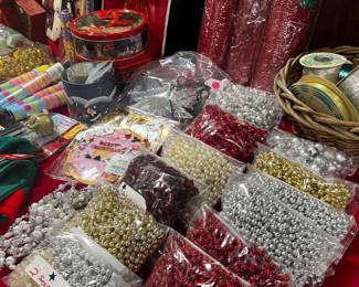 Garland bead strands / tree trimming