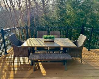 Hampton Bay Rock Cliff Patio Dining Set