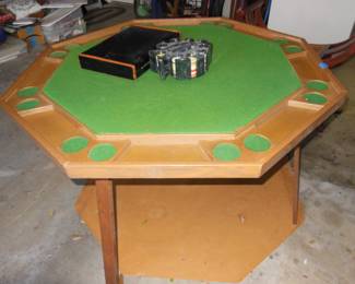 poker table