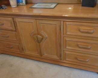 Bernhardt dresser