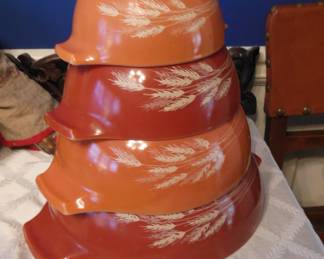 vintage nesting bowls pyrex