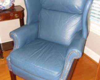 blue leather chair recliner