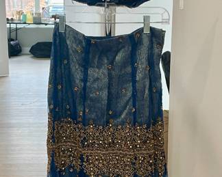 Benzer lehenga set embroidered & beaded 