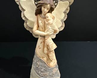 Elements "A Mothers Love"