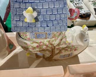 . . . Old Mother Hubbard cookie jar