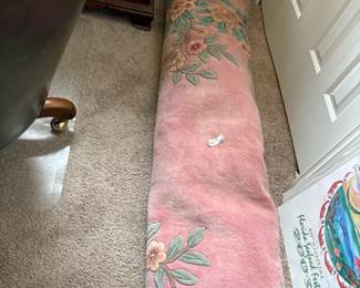 . . . 9 x 13 area rug