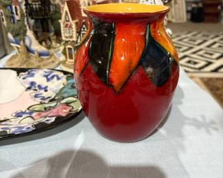 . . . English vase