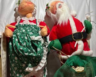 . . . Annalee Mr. and Mrs. Claus