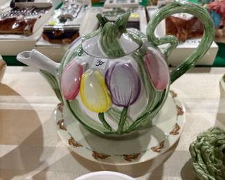 . . . tulip teapot
