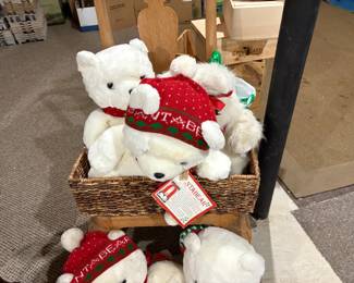 . . . more Santa Bears