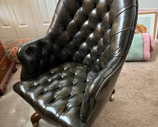 . . . great leather office chair