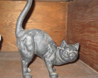Vintage Cast Iron Cat