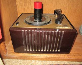 Vintage RCA 45EY2 Record Player w/ Built Tube