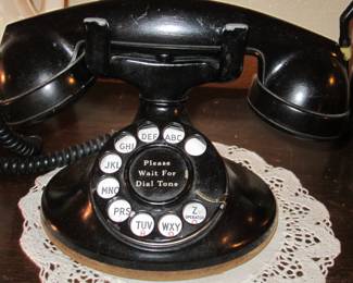 Vintage Western Electric Rotary Phone (works!)