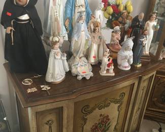 Religious items
Stereo and cabinet