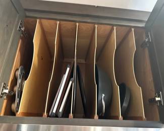 Baking pans, cutting boards & pans