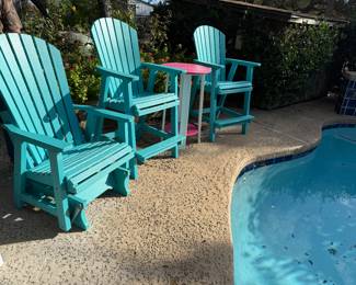 Outdoor Wonders Outdoor Chairs & Small tables