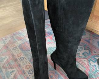 Auth CHRISTIAN LOUBOUTIN - Black Suede Women's Boots