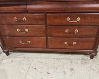 $375 - Ethan Allen Dresser