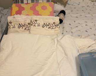 Queen sheets and blankets