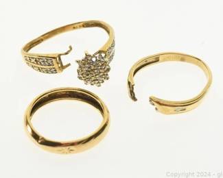 10kt Yellow Gold Broken Ring Lot with Some Diamonds 4pt6 Grams