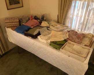 Knitting & Linens