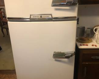 Working Vintage General Electric Refrigerator