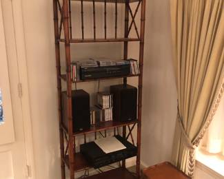 Etagere