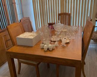 Table ,1 leaf  & 6 chairs