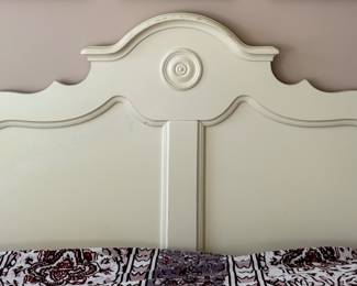 headboard detail