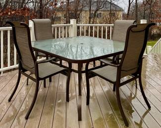 Patio Table & 4 Cast Aluminum Armchairs