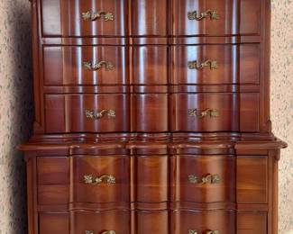 Union National Inc., Dresser