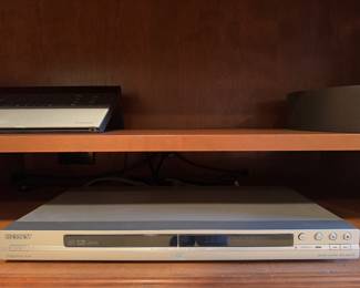 Sony CD/DVD Player