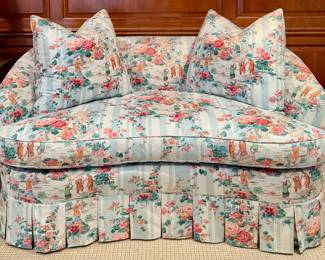 Kidney Shaped Down Sofa