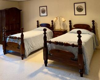 (2) Twin Beds