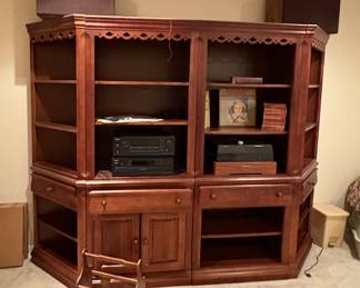 Broyhill 4 Piece wall Unit 