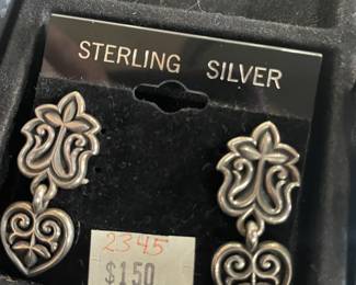 20 % OFF RETIRED AVERY  LOVE THESE 