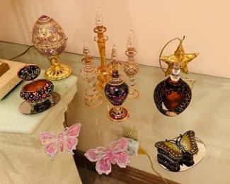 MUSIC BOX, BUTTERFLIES