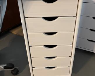 Adeptus 6 drawerwooden rolling cart