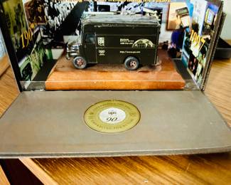 UPS 90th anniversary diecast truck with box