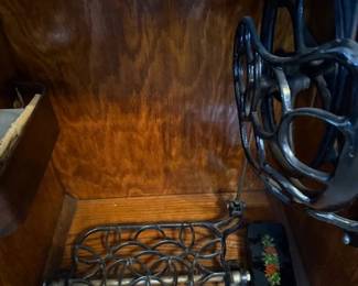 Fairy treadle