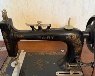 Secor Fairy Sewing machine up close