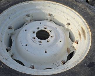 New Holland Stock wheels