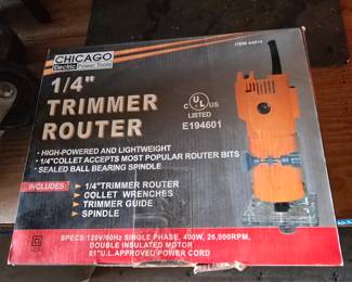 1/4 trimmer router